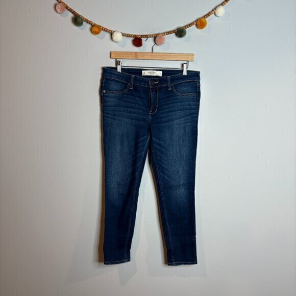 Abercrombie & Fitch cropped jeans - Picture 1 of 5